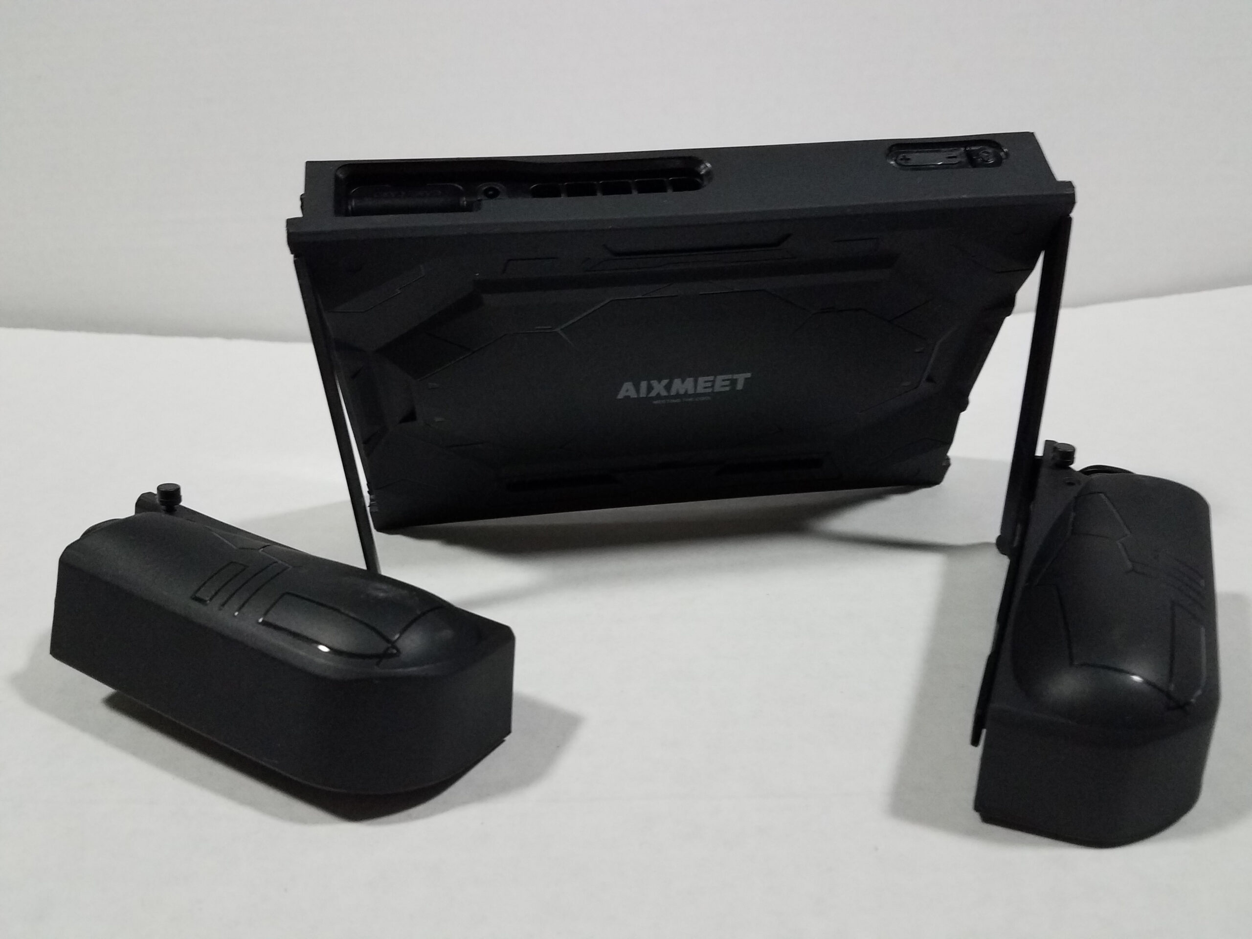 Product Review #009: Aixmeet's Ultimate Nintendo Switch Detachable Case